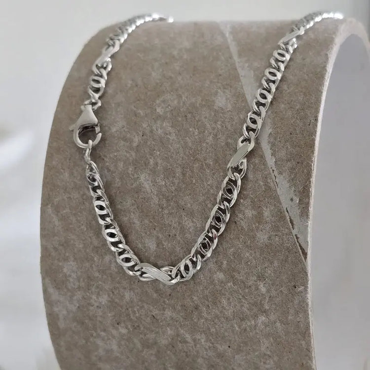 Chaine Argent homme, collier Infini de 3.2 mm de largeur, disponible en Argent rhodié.