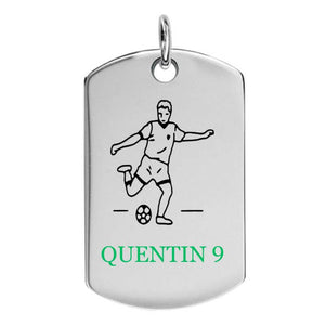 Pendentif foot argent massif à faire graver d'un joueur de football avec couleur et message de votre choix.