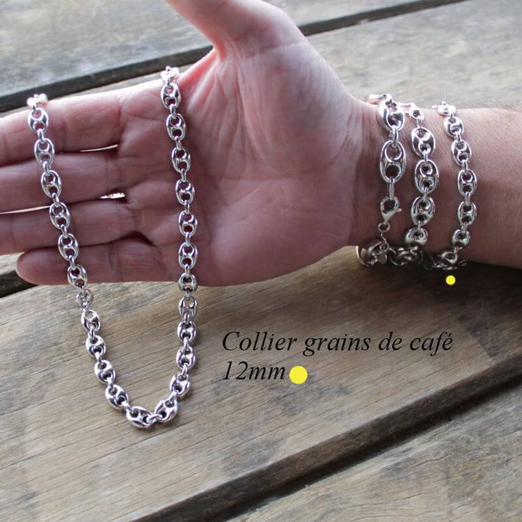 Collier graine de café homme de 10 mm de largeur et 12 mm de longueur, bien arrondie sur 5mm d'épaisseur.
