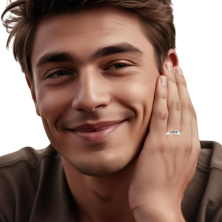Alliance argent couple original homme célibataire, bague moderne rehaussée de la flèche de Cupidon au design moderne, disponible du 54 au 66.