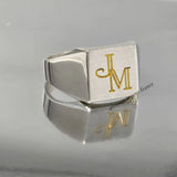 Chevalière homme en argent massif personnalisable d' 1 à 2 initiales.