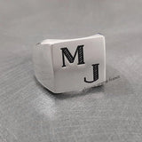 Chevalière homme en argent massif réalisable dans toutes les tailles jusqu'au 80