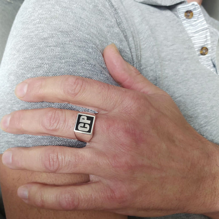 Chevalière pour homme en argent massif avec 1 à 2 initiales sur onyx imitation