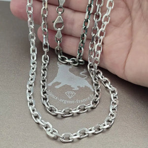 Grosse chaîne maille forçat homme en argent massif, large de 5.2 mm, disponible en grande longueur jusque 90 cm.