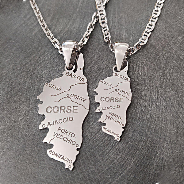 Pendentif de la Corse en Argent de qualité supérieur et avec les villes de l'isle de beauté
