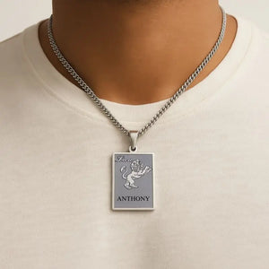 Pendentif Homme, signe astrologique Lion en relief et à porter sur des chaînes, même larges.