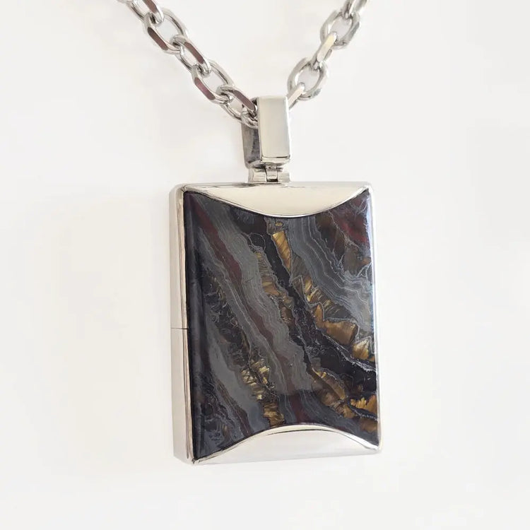 Pendentif oeil de fer en Argent 925 massif d'un poids de 43 grammes, pièce unique de créateur français.