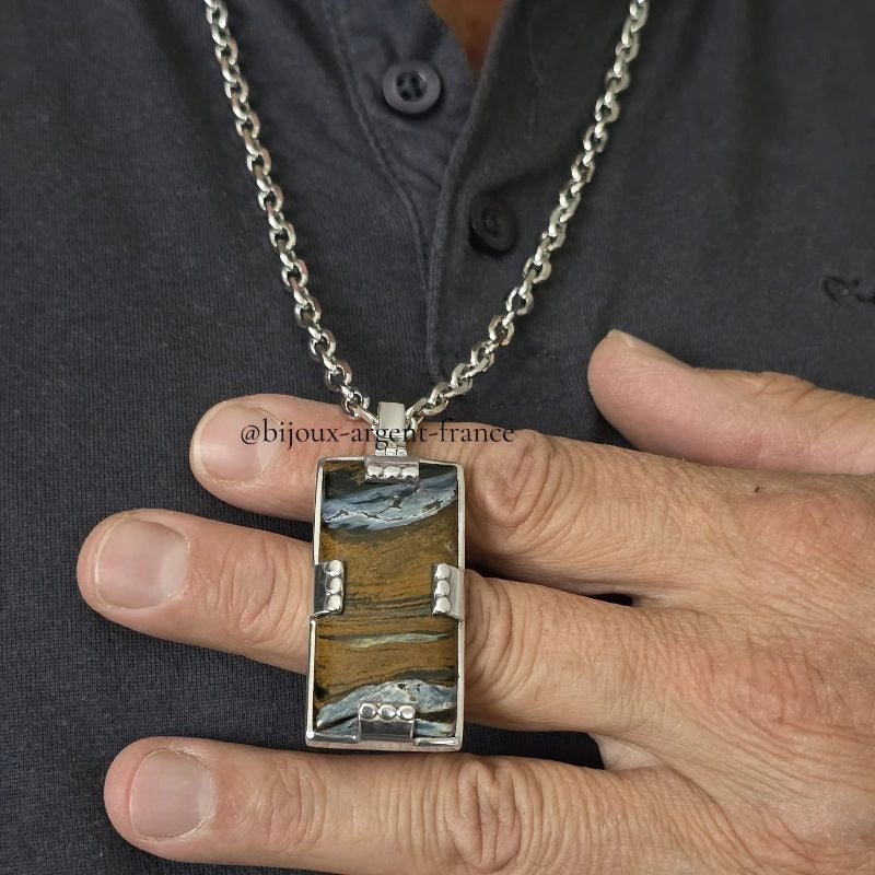 Pendentif homme en argent massif 925 avec pierre naturelle Pietersite de Namibie – fabrication artisanale française.