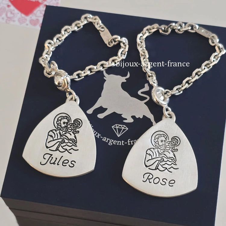 Porte-clés argent massif protecteur, personnalisé Finition au choix, argent satiné ou vieilli.