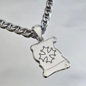 Croix occitane sur pendentif en argent massif personnalisable