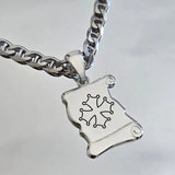 Croix occitane sur pendentif en argent massif personnalisable