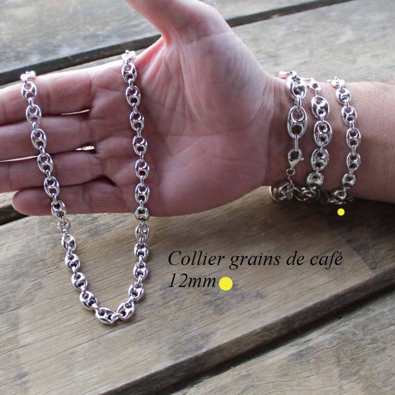 Collier graine de café homme de 10 mm de largeur et 12 mm de longueur, bien arrondie sur 5mm d'épaisseur.