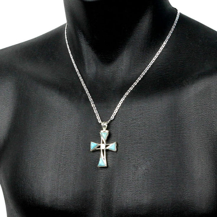 Pendentif pierres larimar sur une croix en argent, chaque croix étant une pièce unique